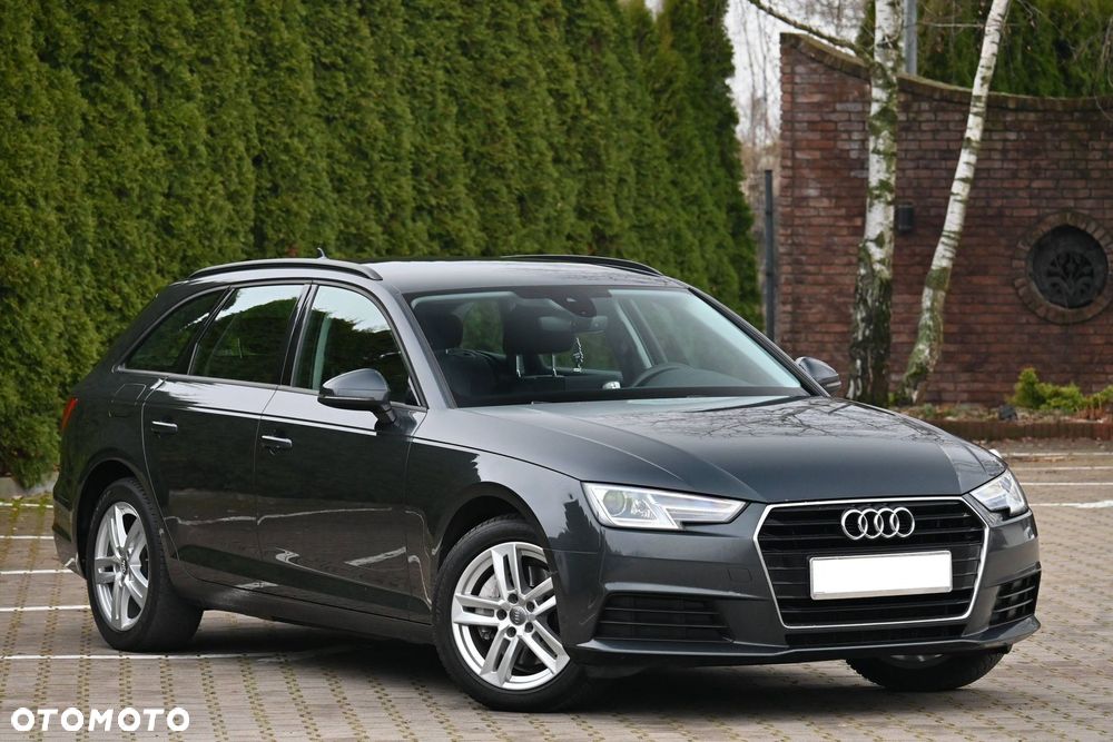 Audi A4 Avant 2.0 TDI Sport S tronic - 4