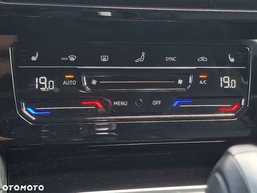 Volkswagen Arteon 2.0 TSI R-Line DSG - 28