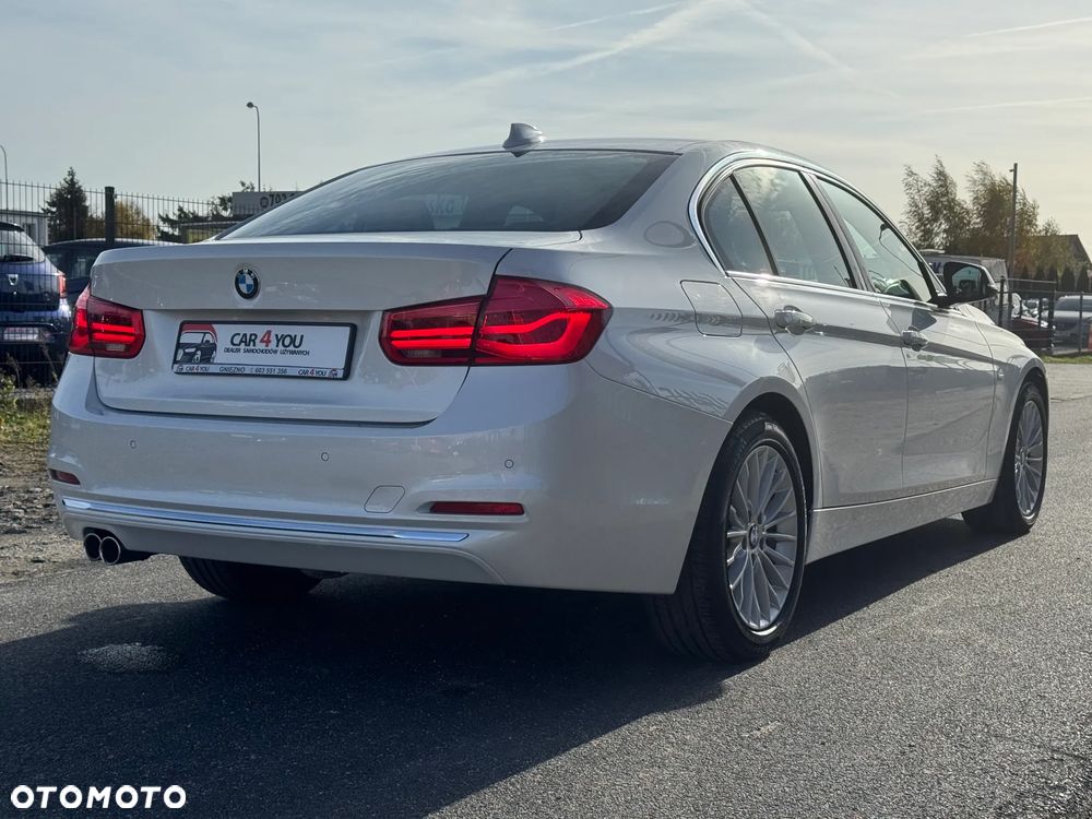 BMW Seria 3 320d Luxury Line - 6