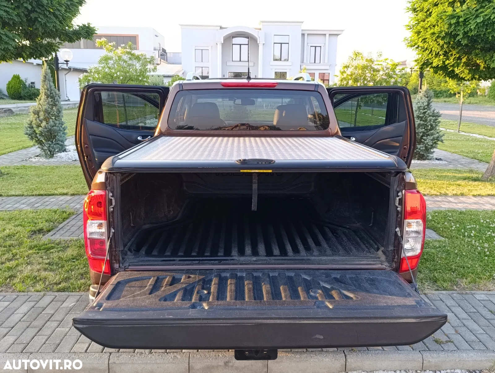 Nissan Navara - 5