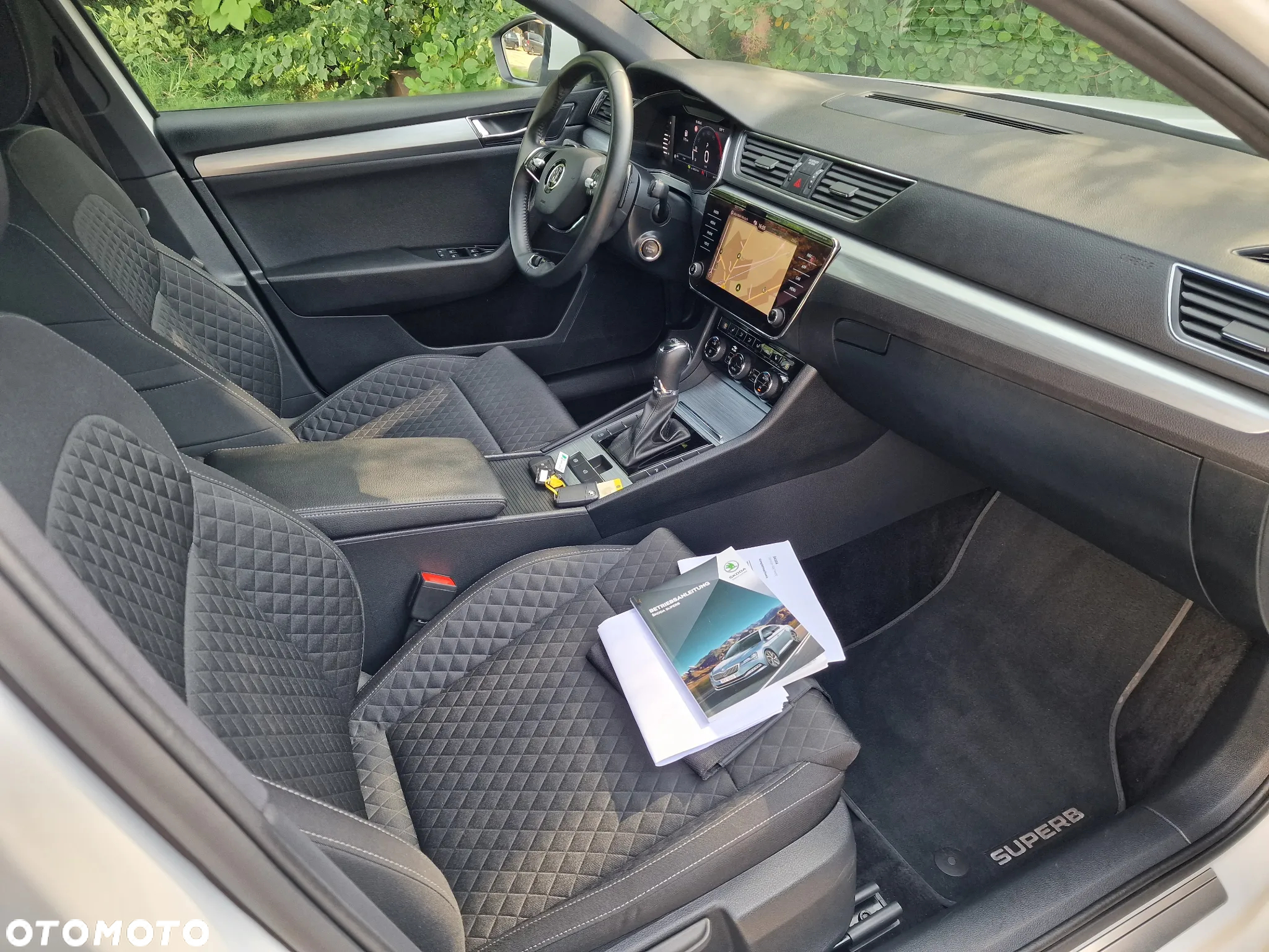 Skoda Superb Combi 2.0 TDI DSG Premium Edition - 12