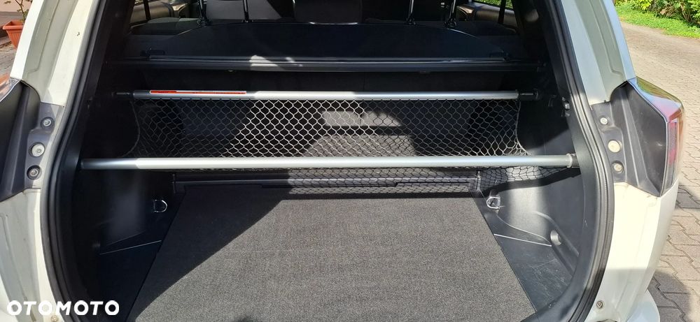 Toyota RAV4 - 12