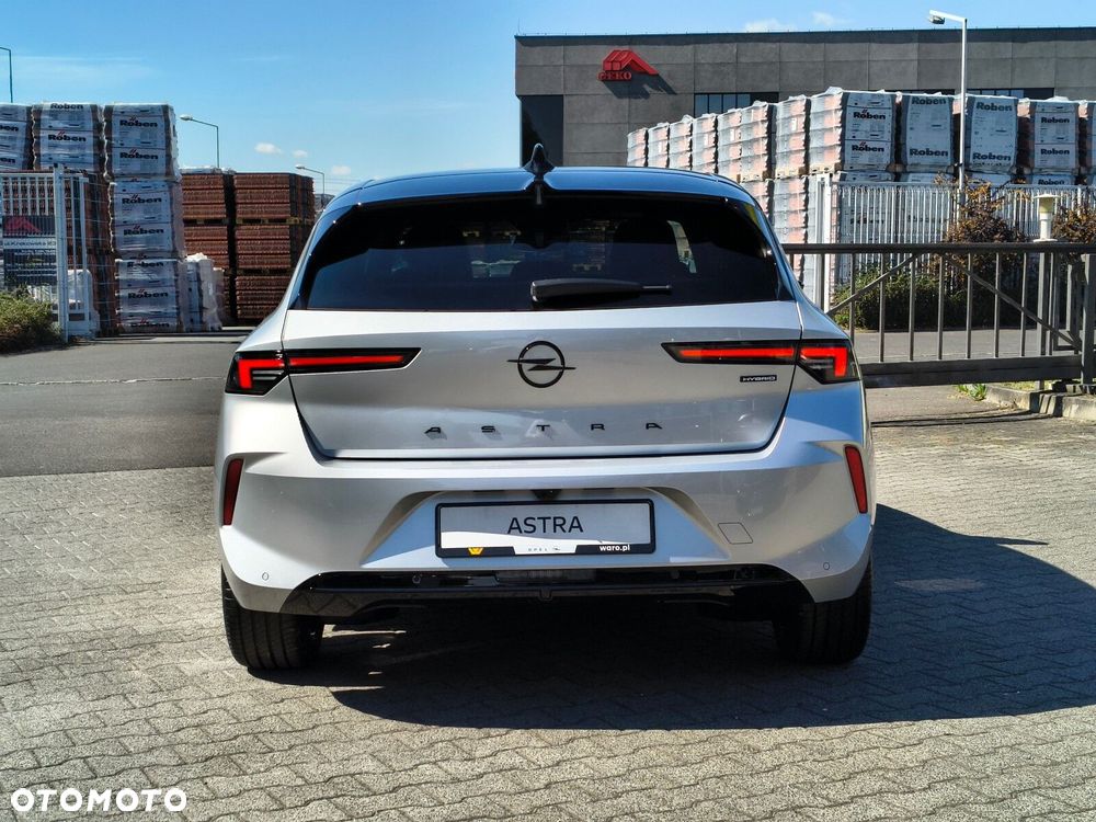 Opel Astra - 4