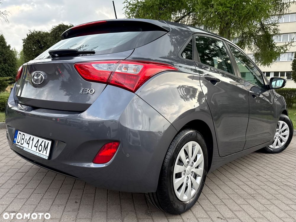 Hyundai i30 blue 1.6 CRDi Passion - 22