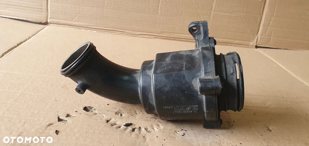 Rura dolot przewód powietrza odma rezonator Mercedes ML W164 3.0 CDI A6421400687 - 3