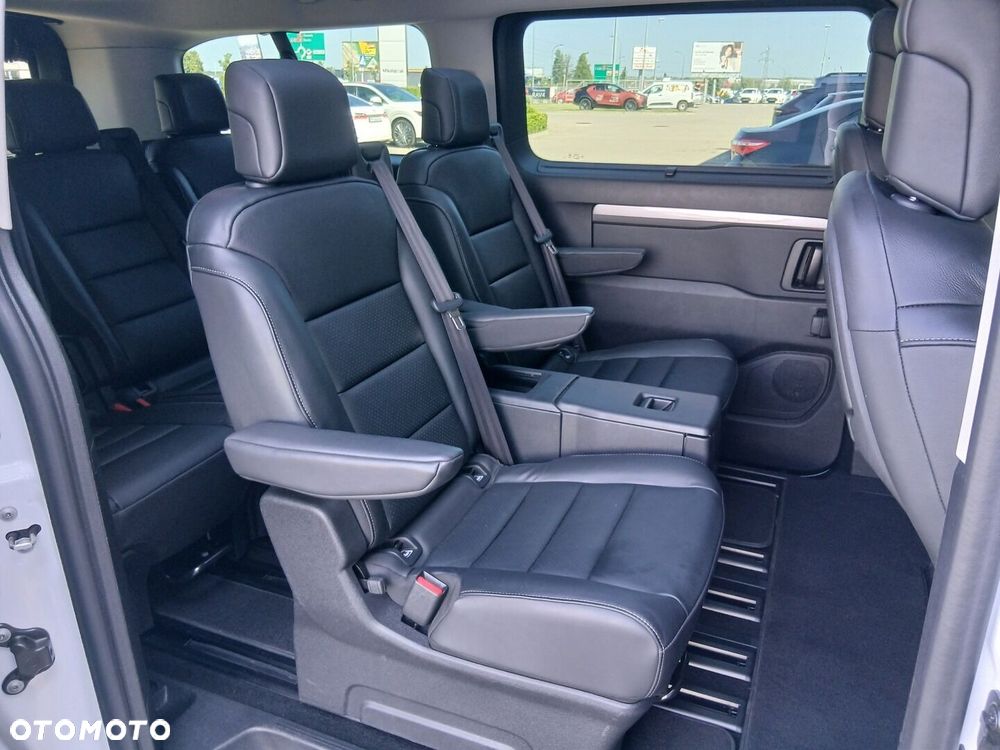 Toyota Proace Verso 2.0 D4-D Long VIP - 25