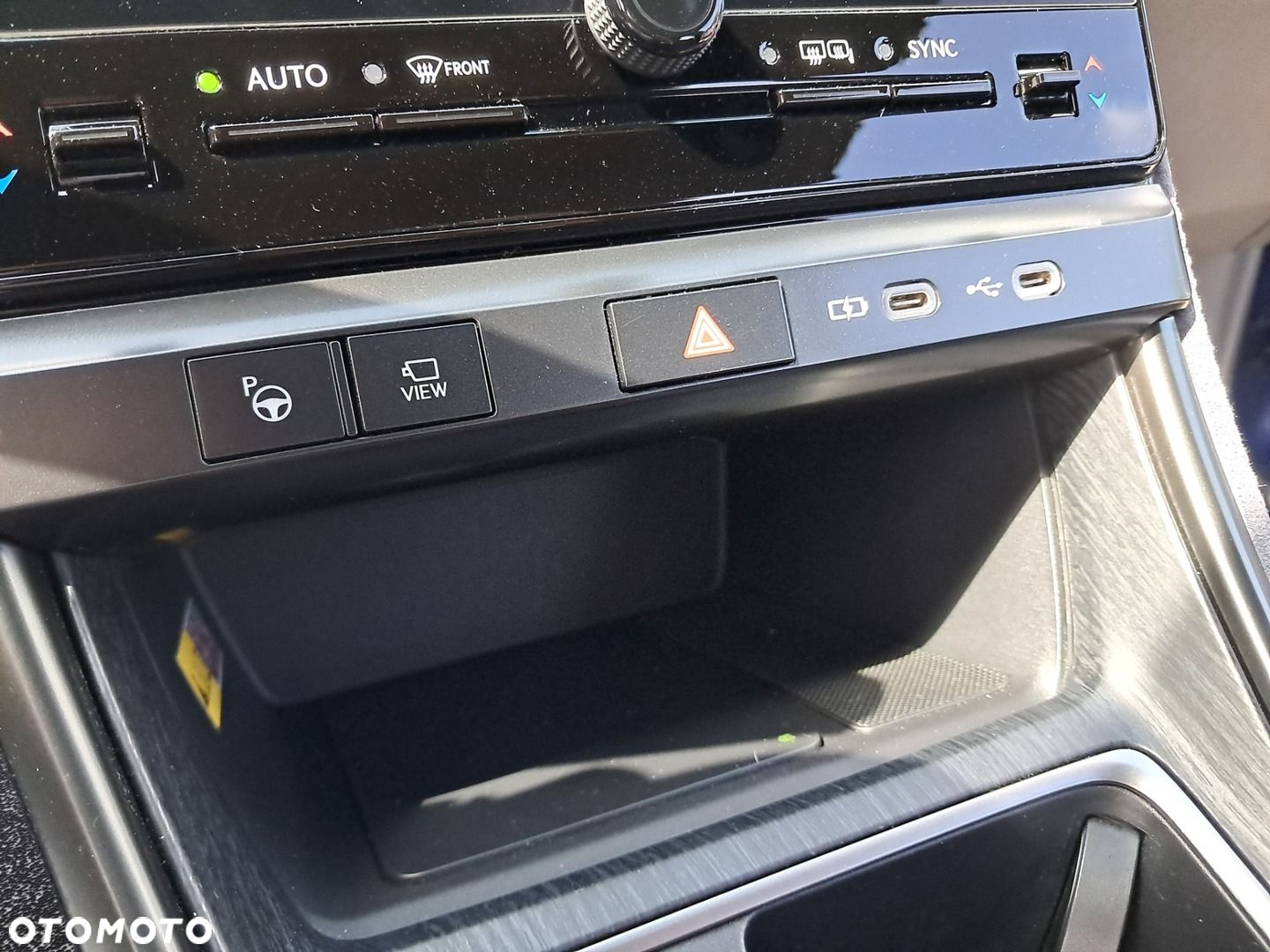 Lexus LBX 1.5 Hybrid Cool - 22