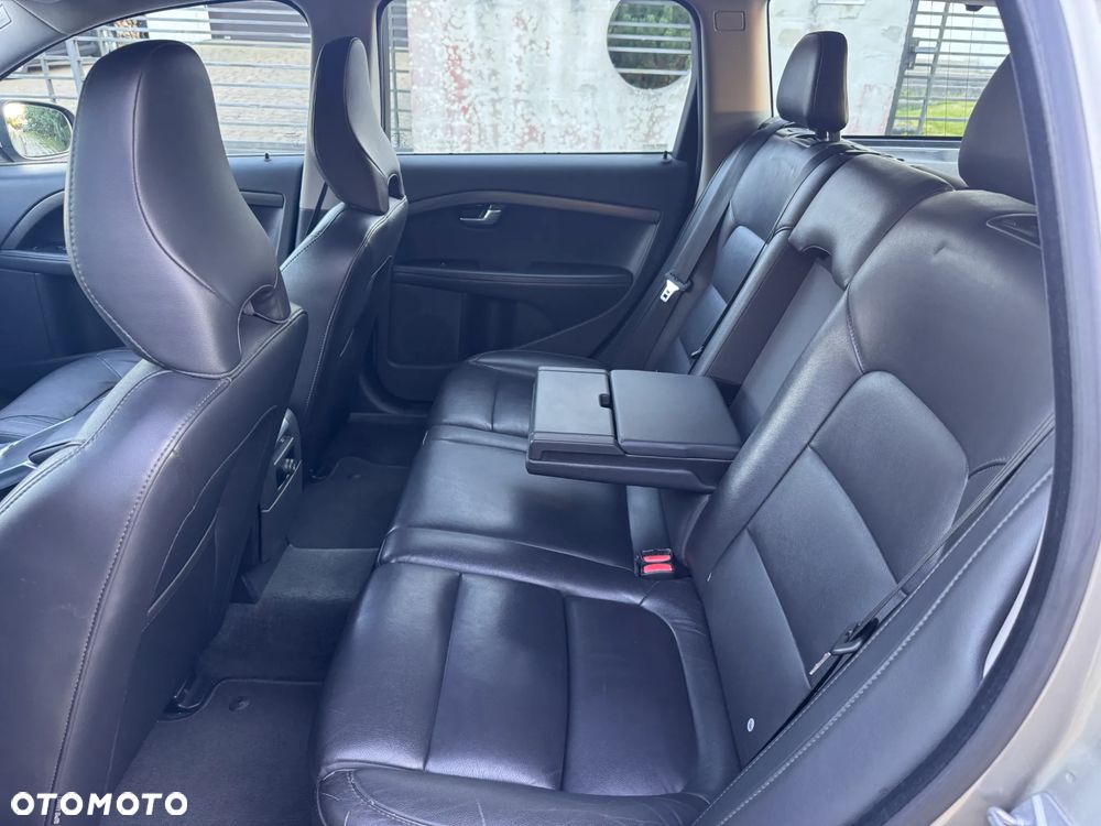 Volvo V70 D4 Drive-E Momentum - 18