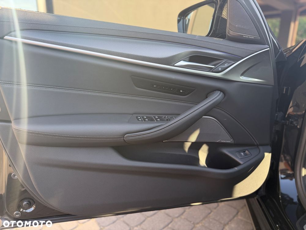 BMW Seria 5 - 29