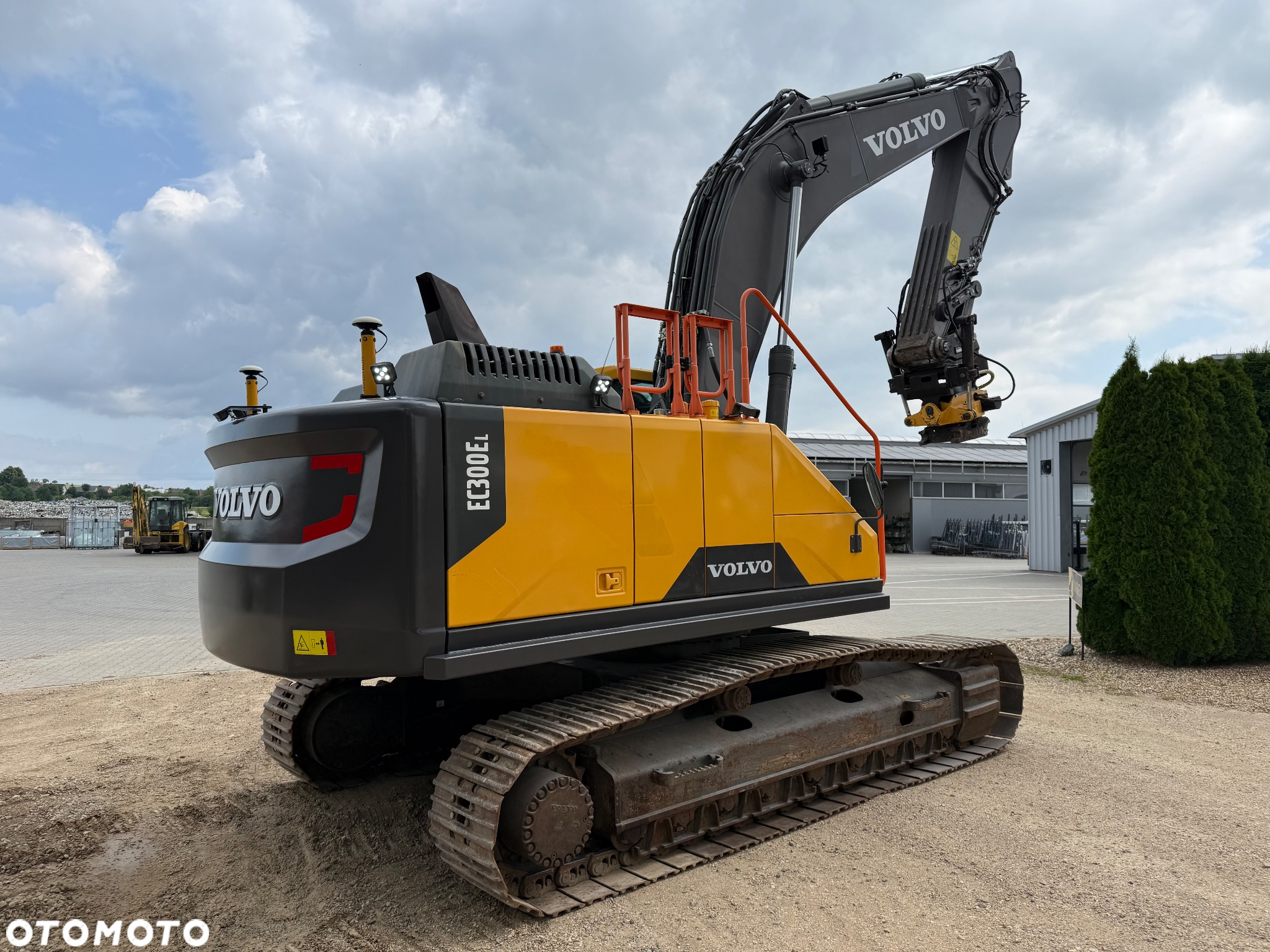 Volvo EC 300 EL - 4