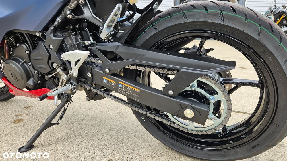 Kawasaki Ninja 500 - 10