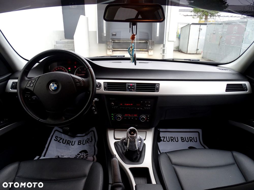 BMW Seria 3 316d - 16