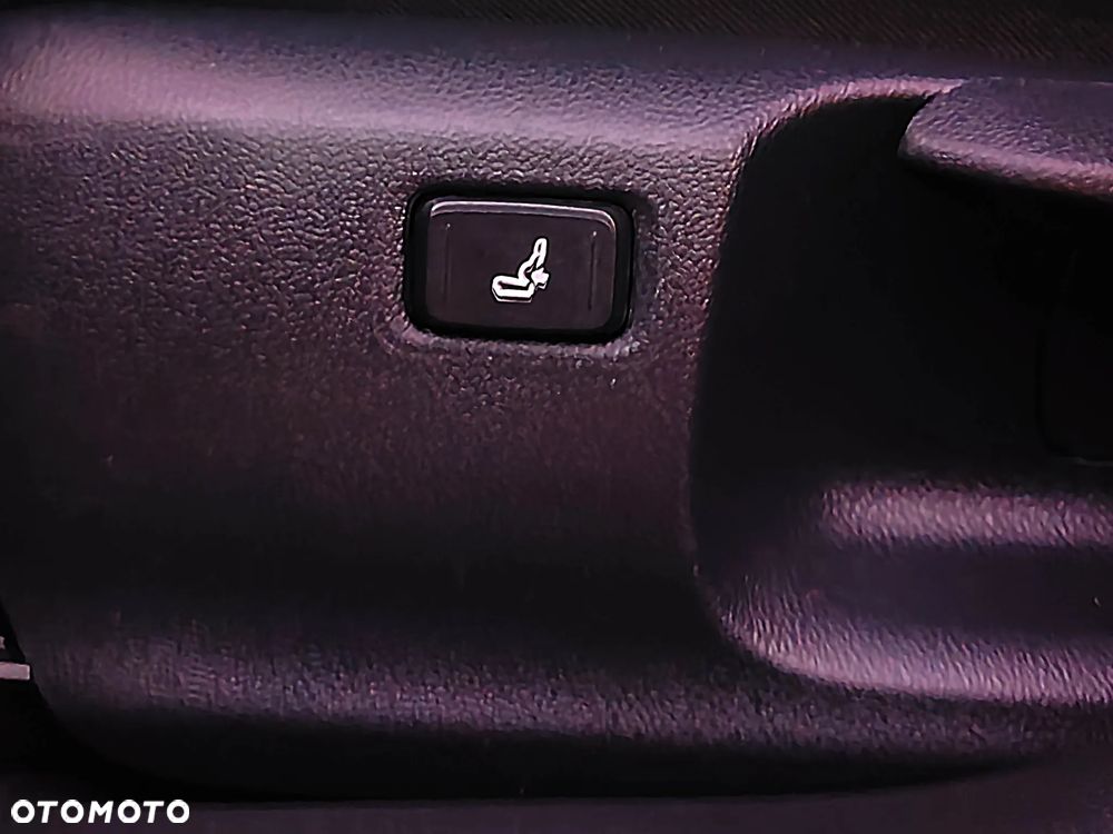 Toyota Corolla 1.8 Hybrid Comfort - 16
