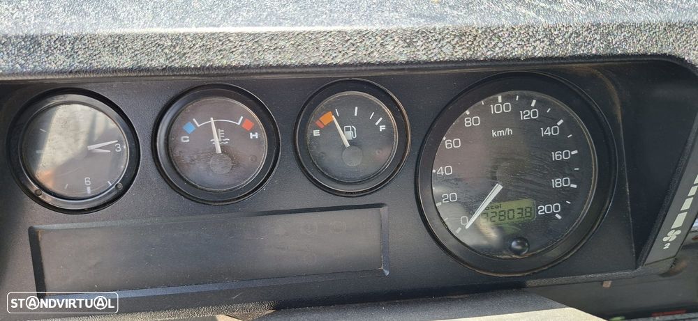 Land Rover Defender 90 2.5 Td5 E - 15
