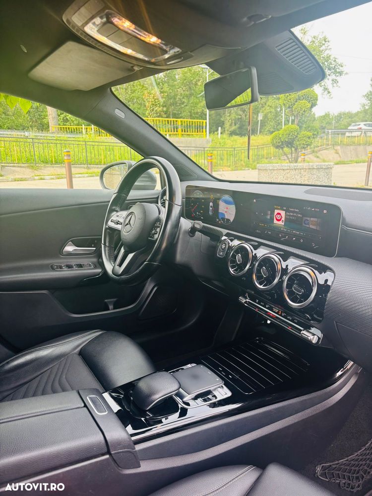 Mercedes-Benz A 180 d 7G-DCT Progressive - 11