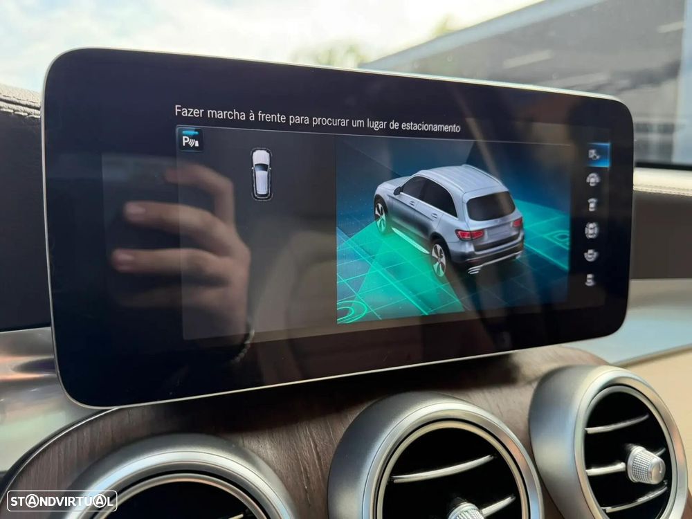 Mercedes-Benz GLC 300 de 4Matic - 55