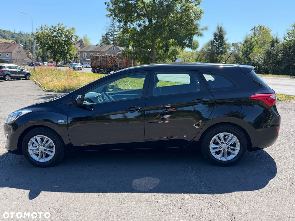 Hyundai i30 1.4 Comfort EU5 - 14