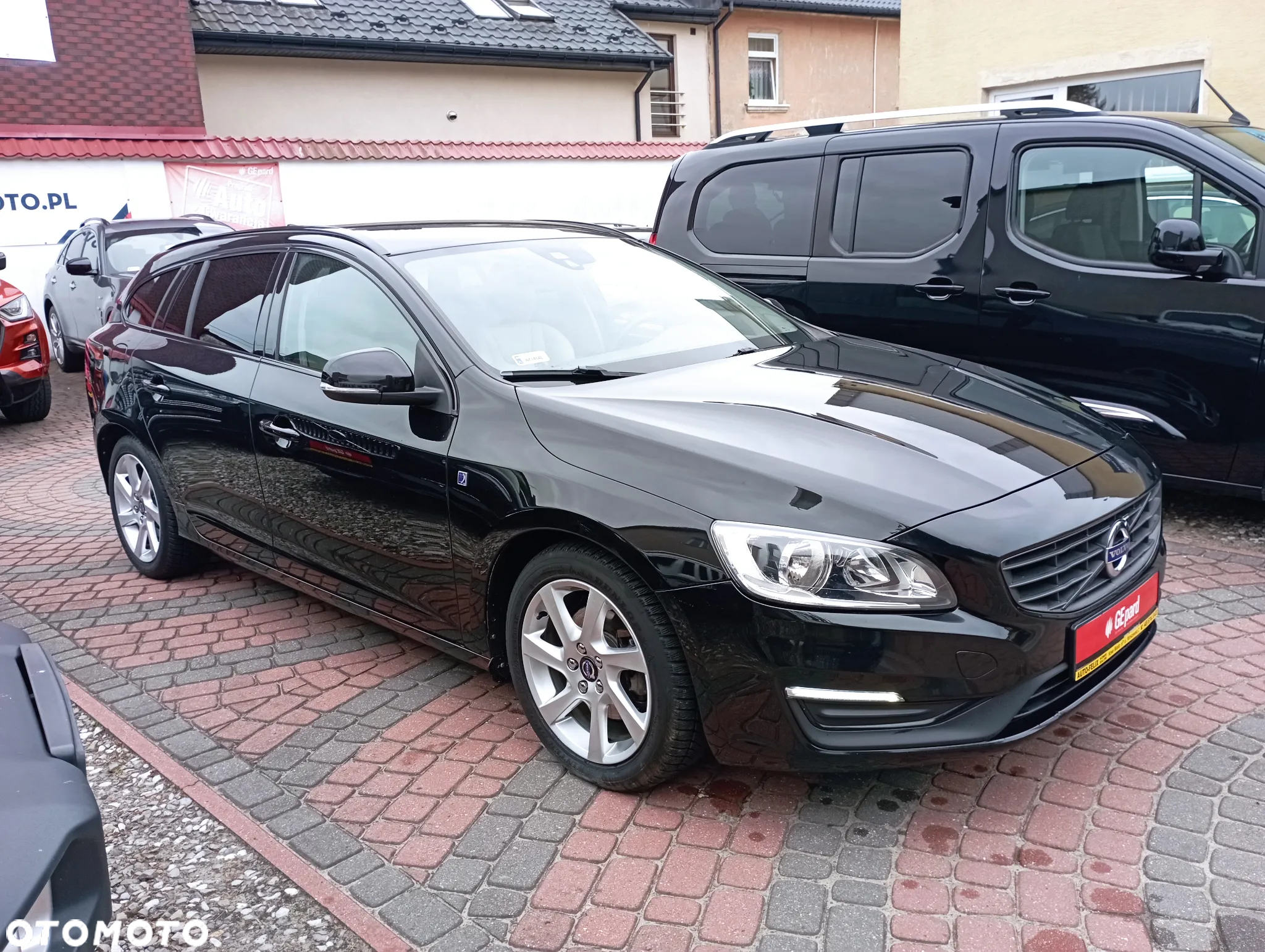 Volvo V60 D4 Drive-E Ocean Race - 3