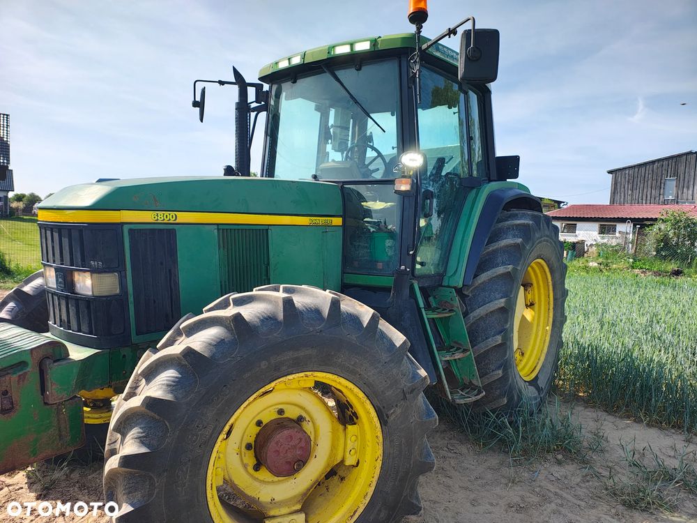 John Deere 6800 - 6