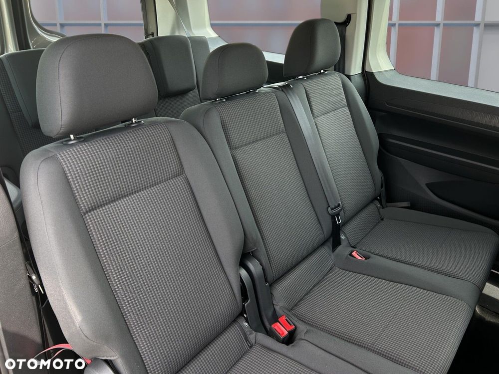 Volkswagen Caddy Maxi 1.5 TSI DSG - 21