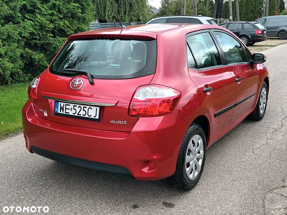 Toyota Auris - 8