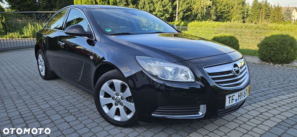 Opel Insignia - 1
