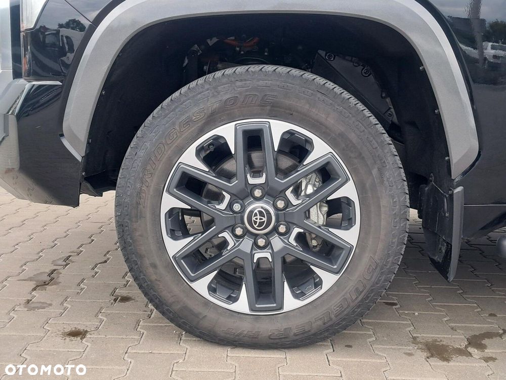 Toyota Tundra - 11