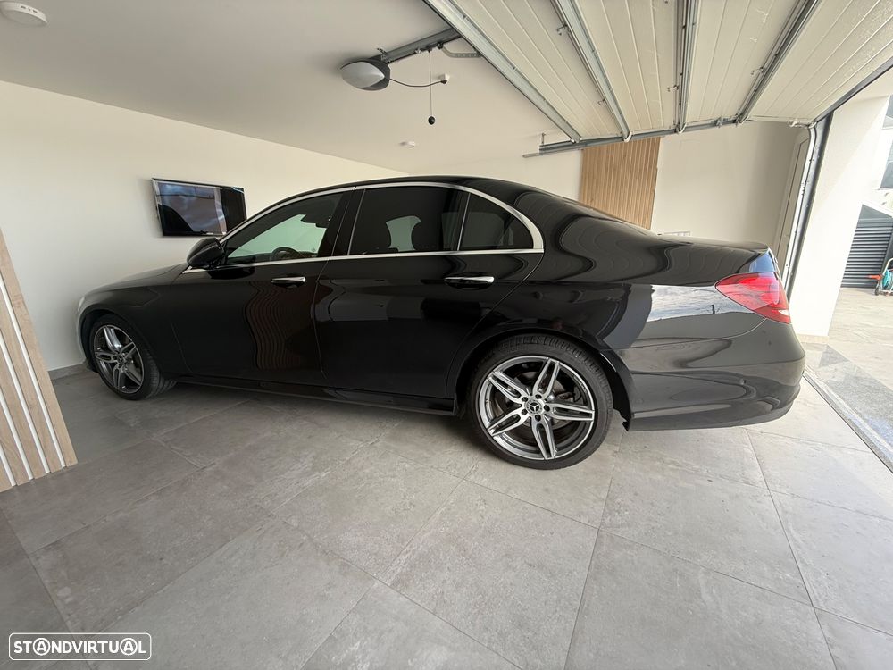 Mercedes-Benz E 220 d AMG Line - 1