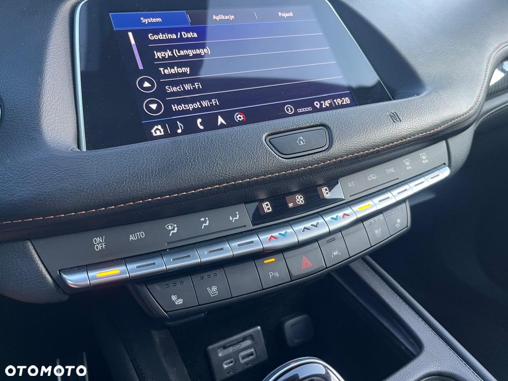 Cadillac XT4 - 17