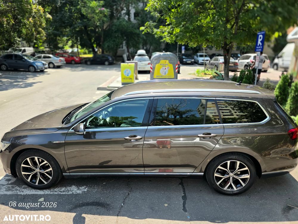 Volkswagen Passat 2.0 TDI DSG Highline - 14