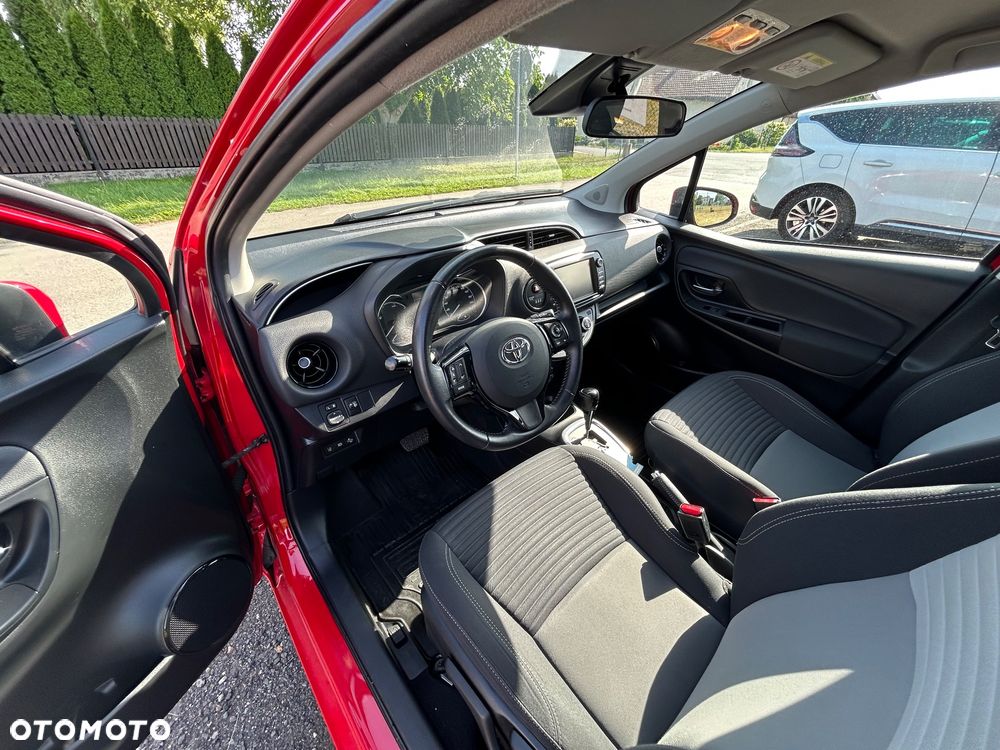 Toyota Yaris - 5