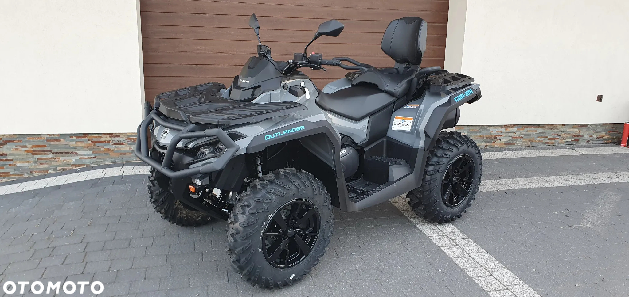 Can-Am Outlander - 19