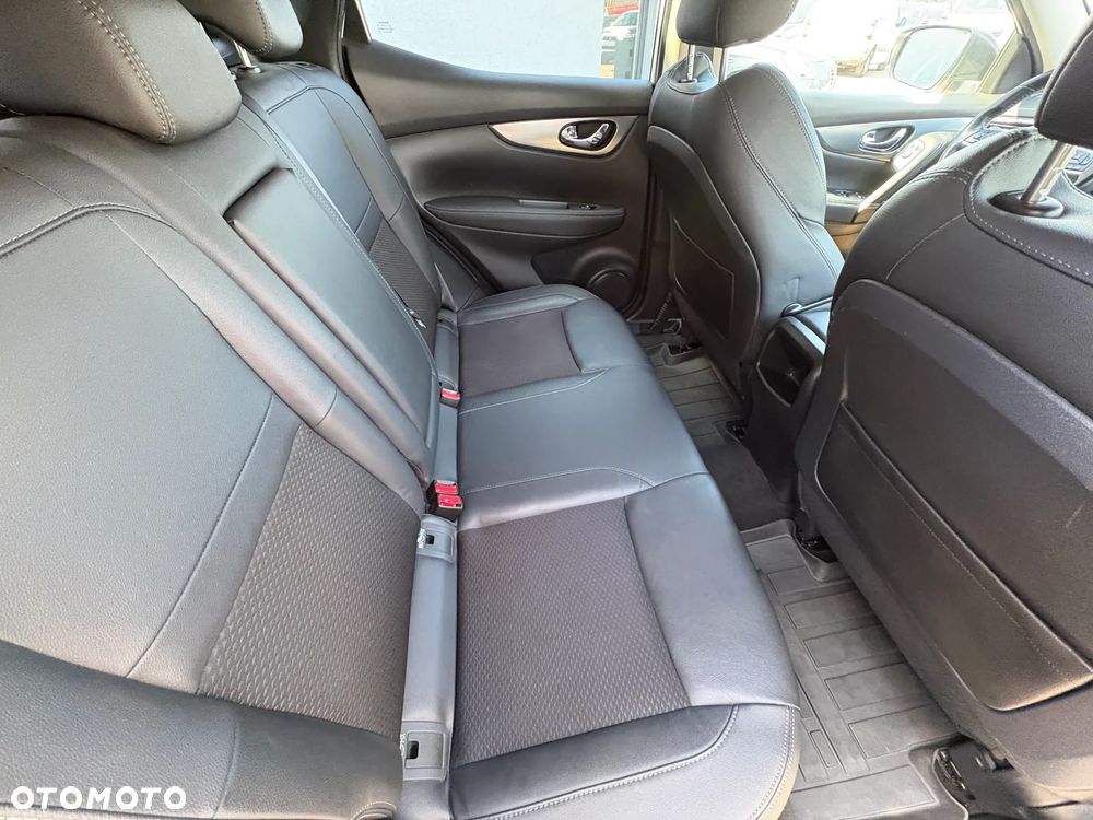 Nissan Qashqai - 10