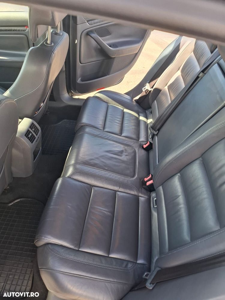 Volkswagen Jetta 2.0 Turbo FSI Sportline - 15