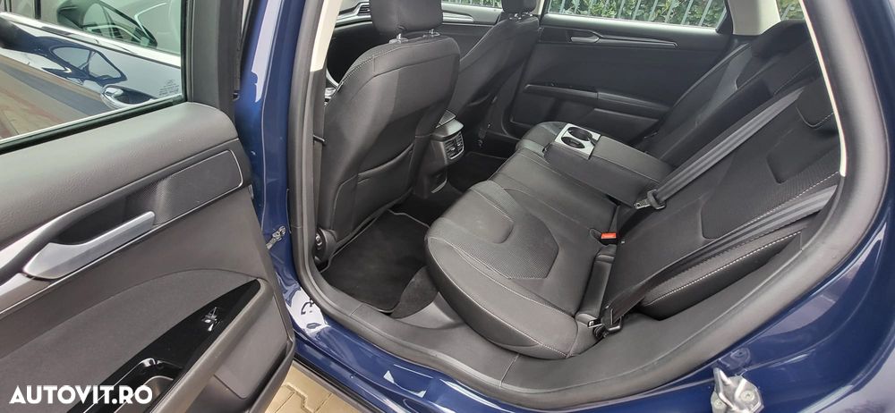 Ford Mondeo 2.0 TDCI Aut. Trend - 12