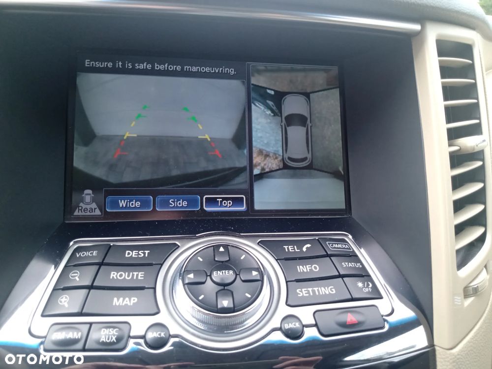 Infiniti FX - 7