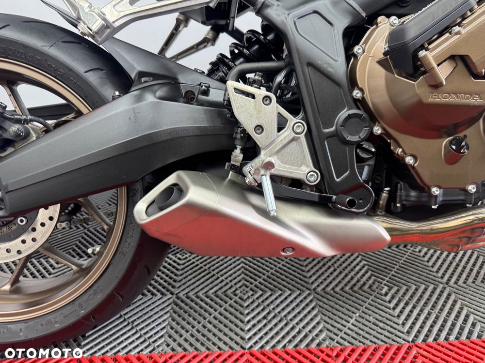Honda CB - 29