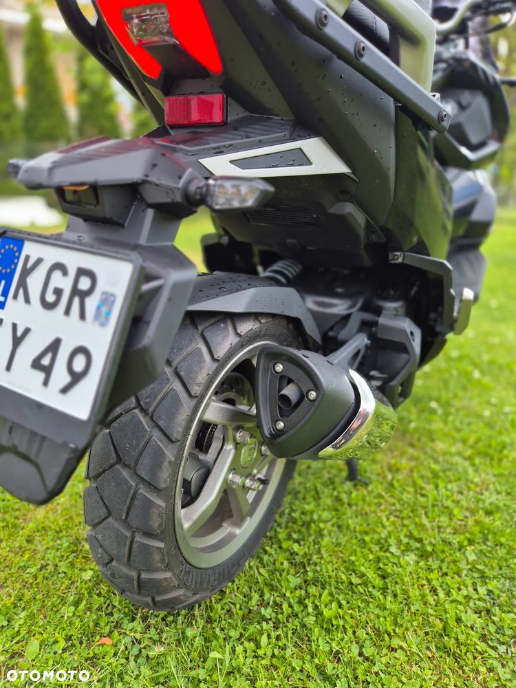 SYM ADX - 9