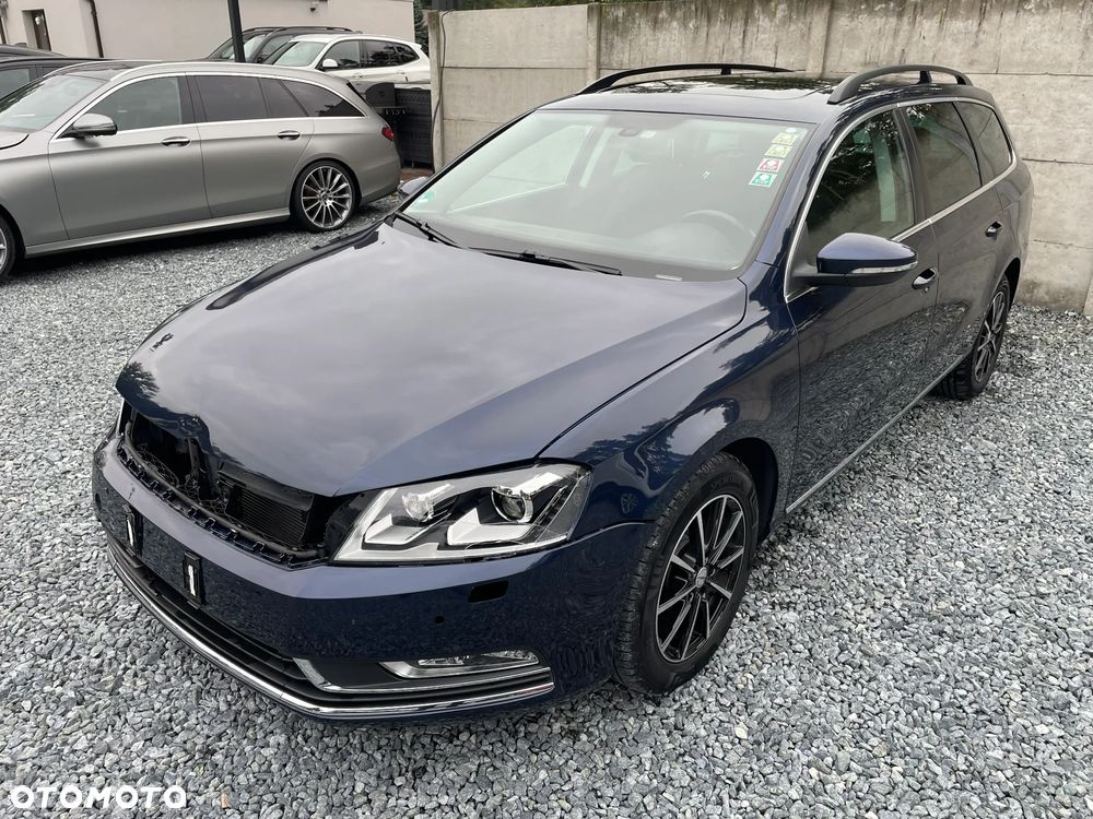 Volkswagen Passat - 2
