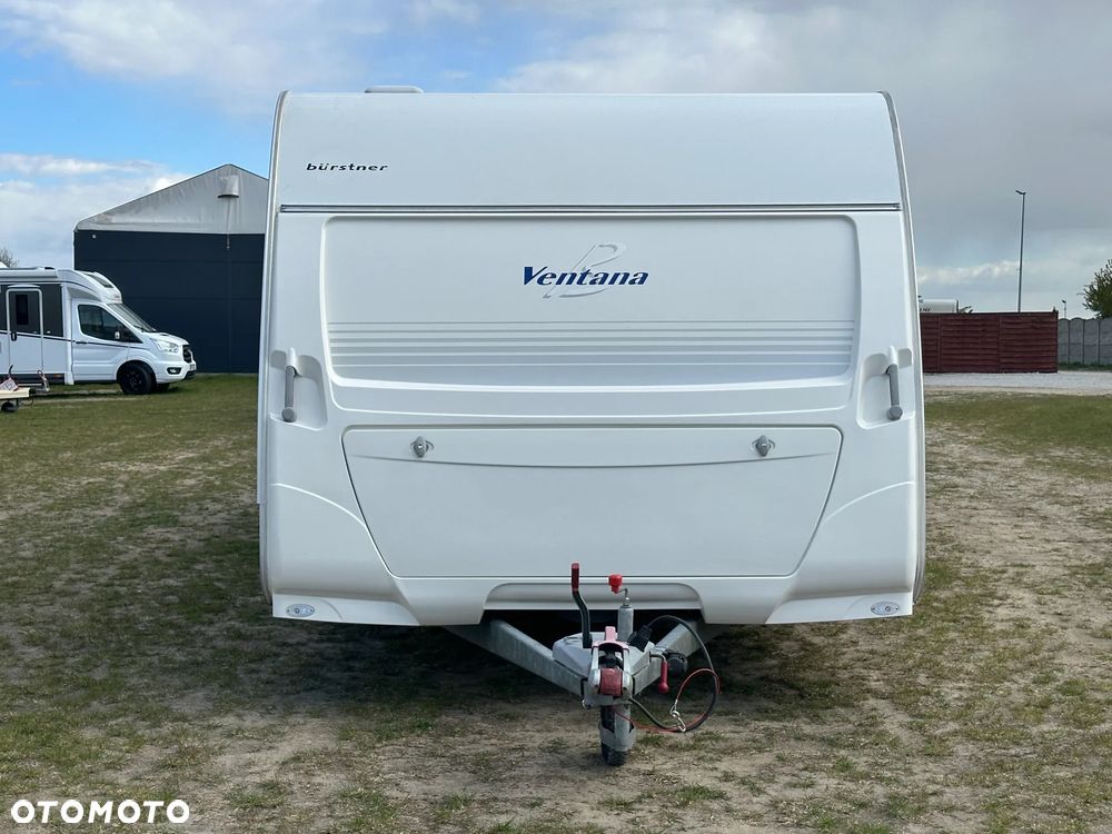 Burstner 720 TK VENTANA z napędem i łóżkami piętrowymi - 8 os. - 2