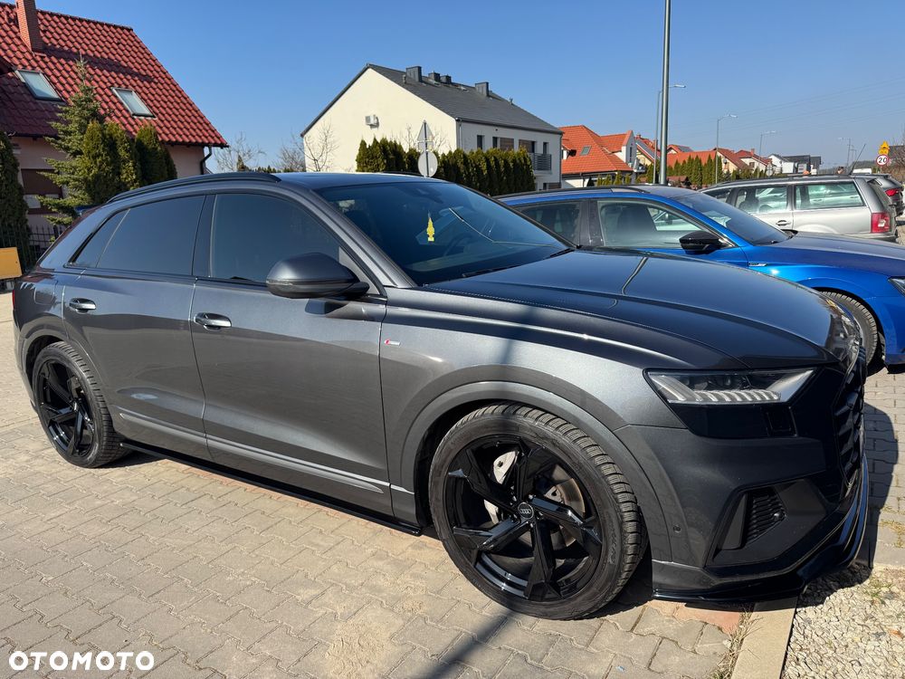 Audi Q8 SUV TFSI quattro 250 kW tiptronic S line business - 2