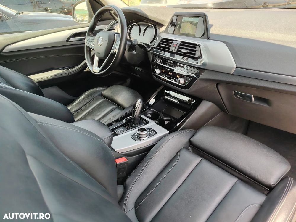 BMW X3 xDrive20d AT Advantage - 13