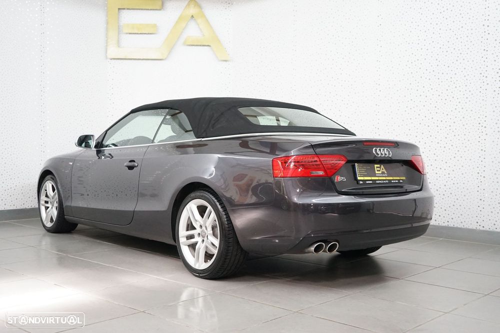 Audi A5 Cabrio 2.0 TDi - 9