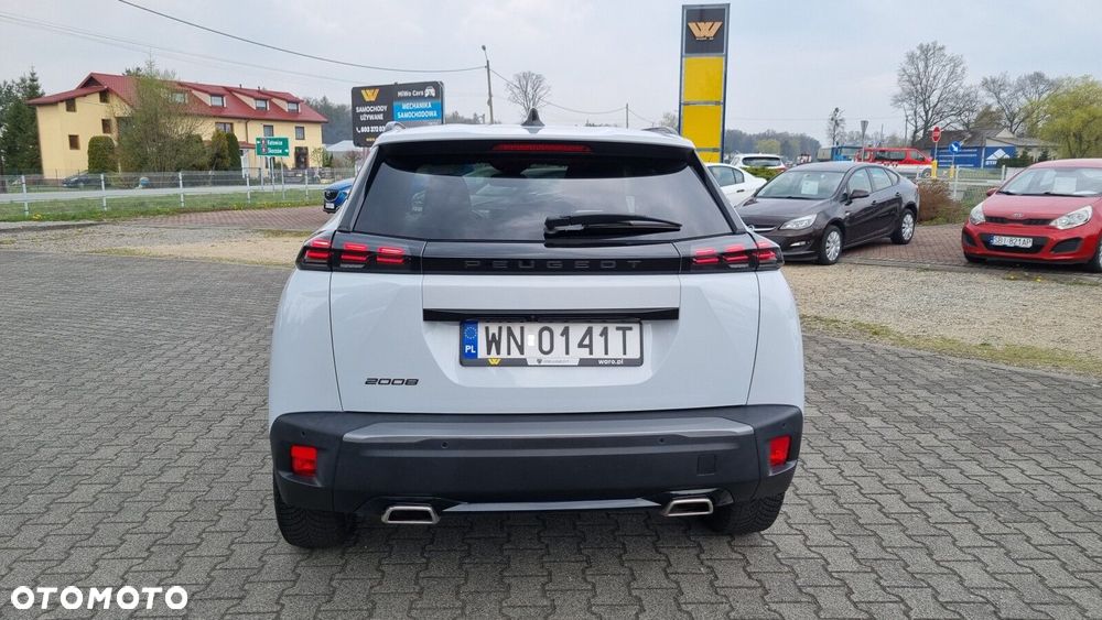 Peugeot 2008 1.2 PureTech Allure S&S EAT8 - 23