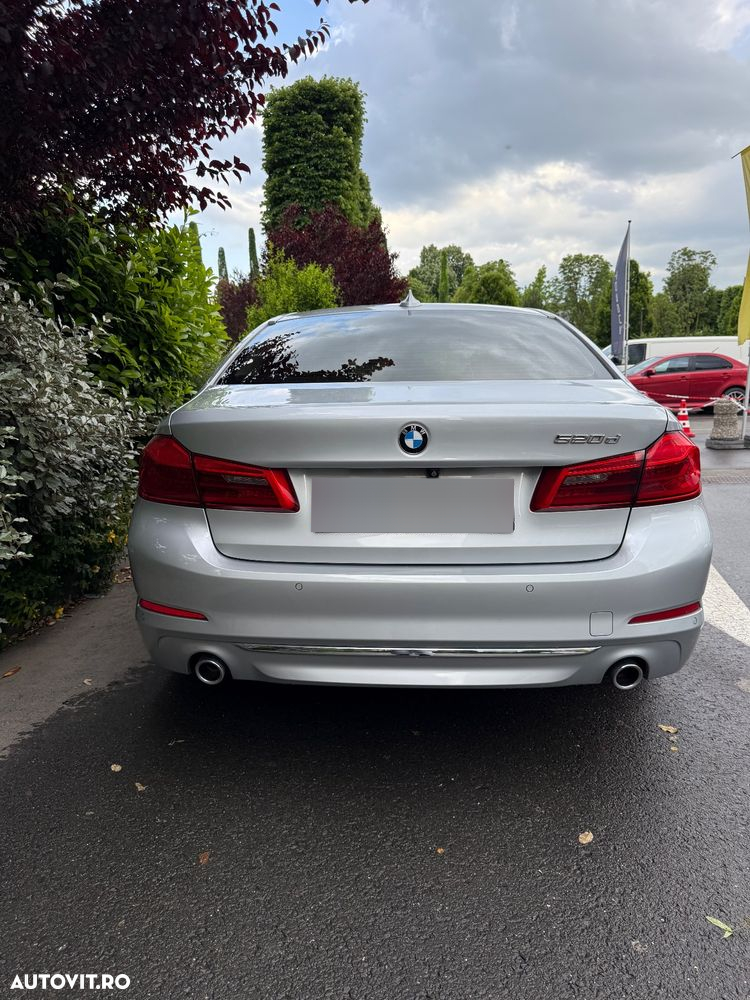 BMW Seria 5 520d Aut. Luxury Line - 3