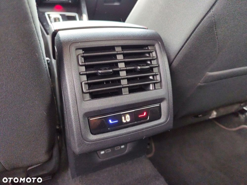 Volkswagen Golf 2.0 TSI GTI DSG - 13