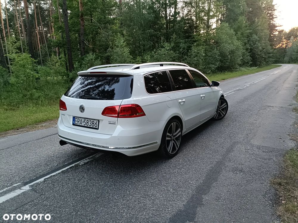 Volkswagen Passat 2.0 TDI Highline R-Style DSG - 3