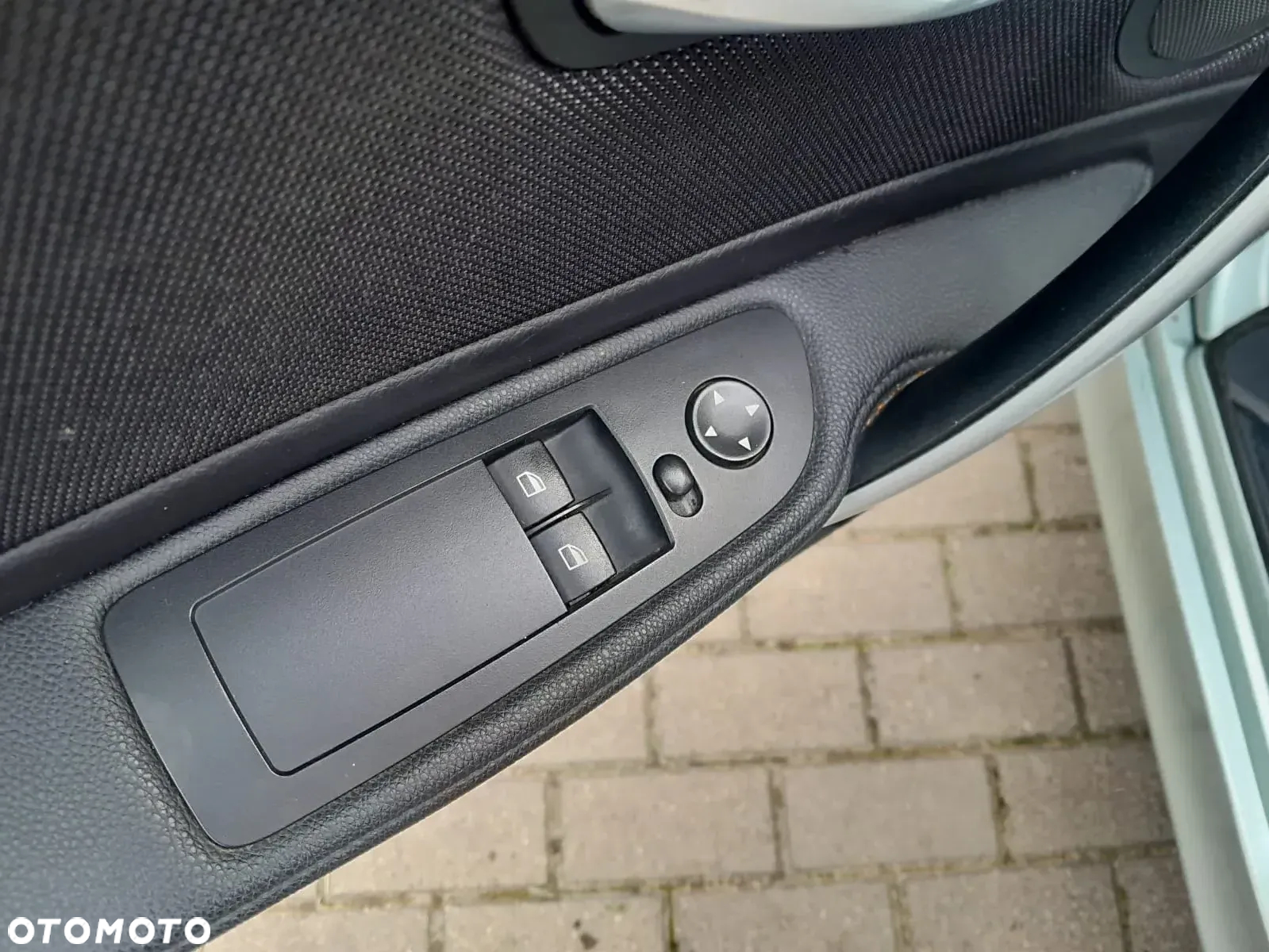 BMW Seria 1 118i - 14