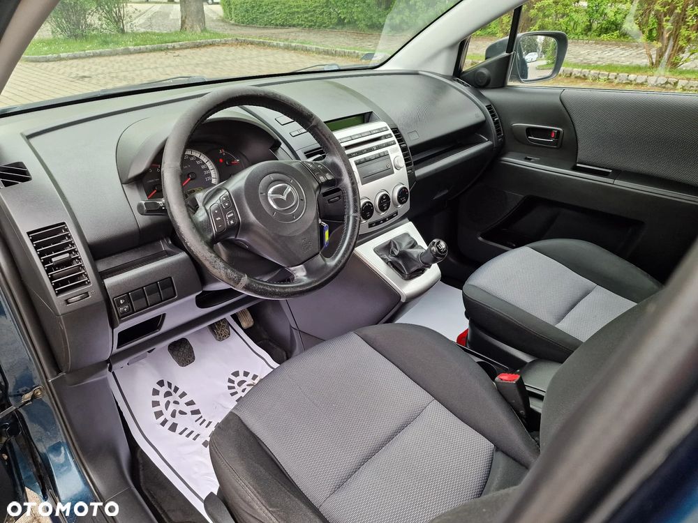 Mazda 5 - 19