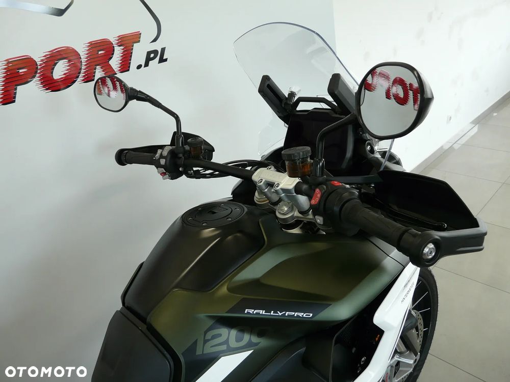 Triumph Tiger - 10
